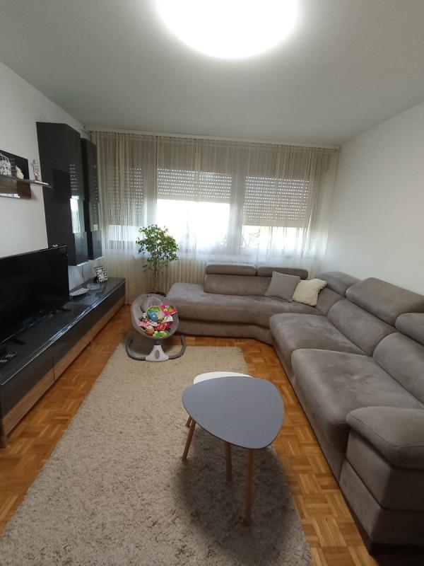 Glavna slika -Stan,NOVI SAD,BLOK 8,kv: 64.00, € 131840, ID: 1058742