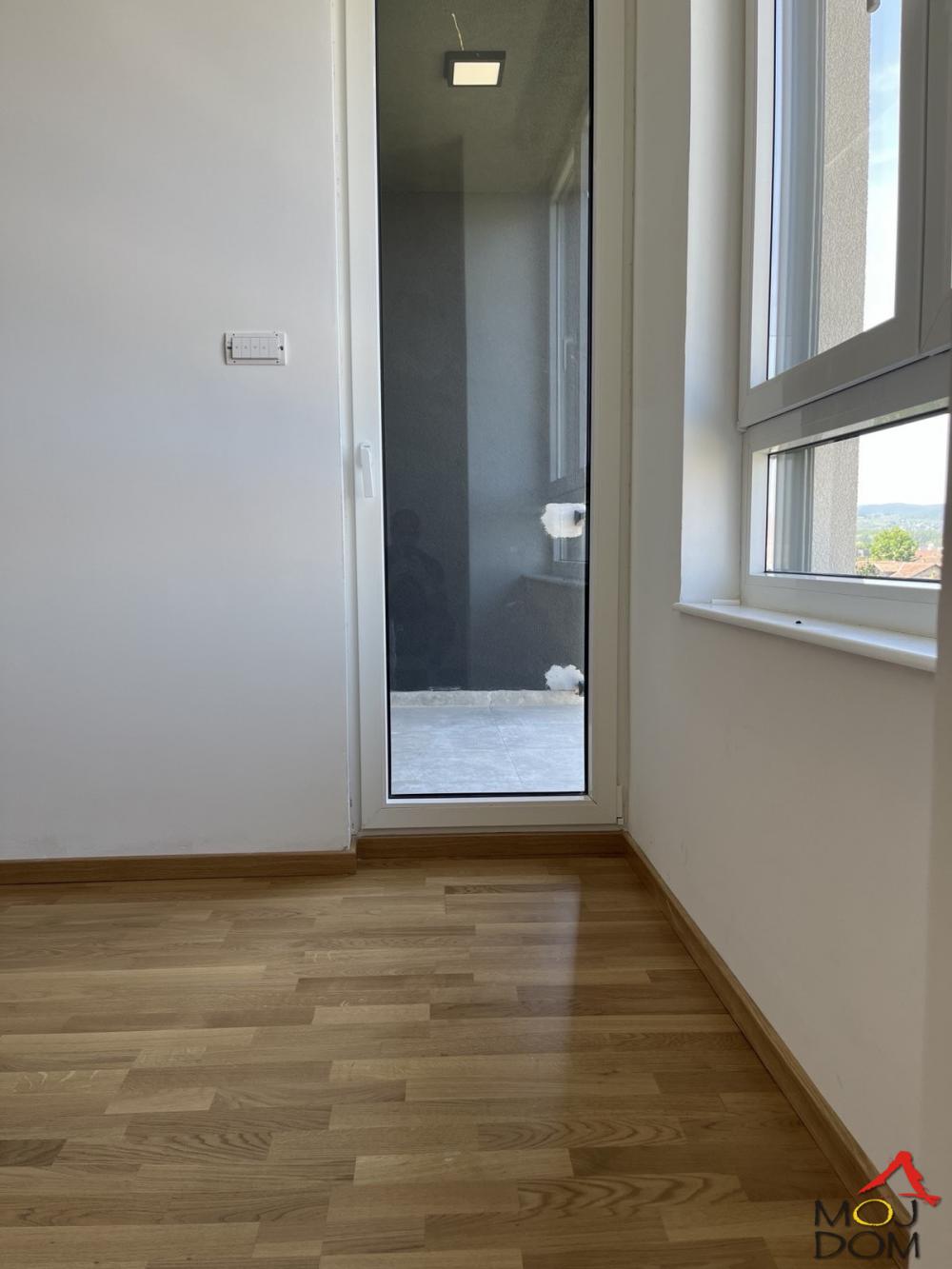 Slika 5 - Stan,NOVI SAD,TELEP,kv: 62, € 175600, ID: 1030974
