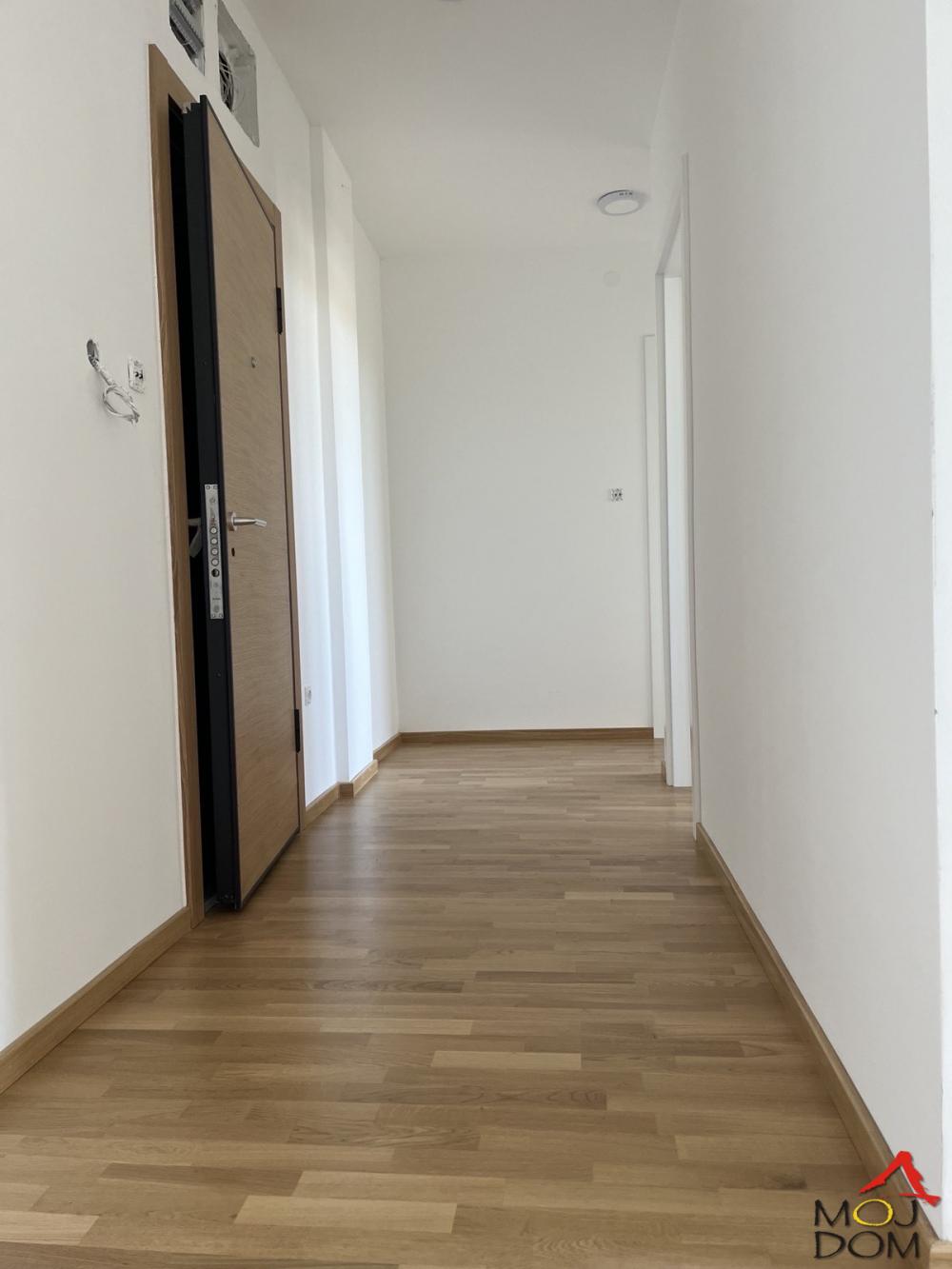 Slika 1 - Stan,NOVI SAD,TELEP,kv: 62, € 175600, ID: 1030974