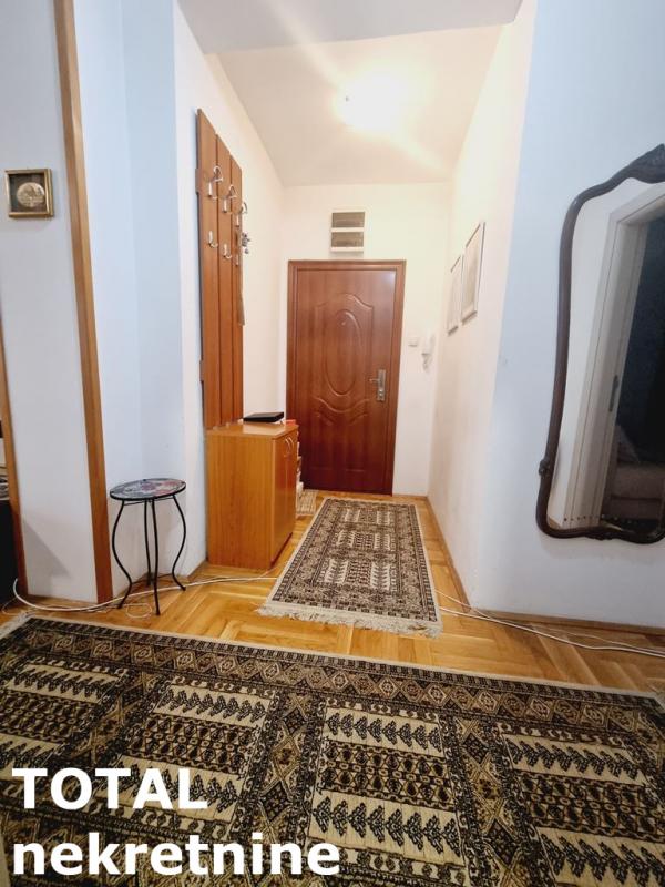 Slika 11 - Stan,NOVI SAD,PODBARA,kv: 39.00, € 111240, ID: 1098799