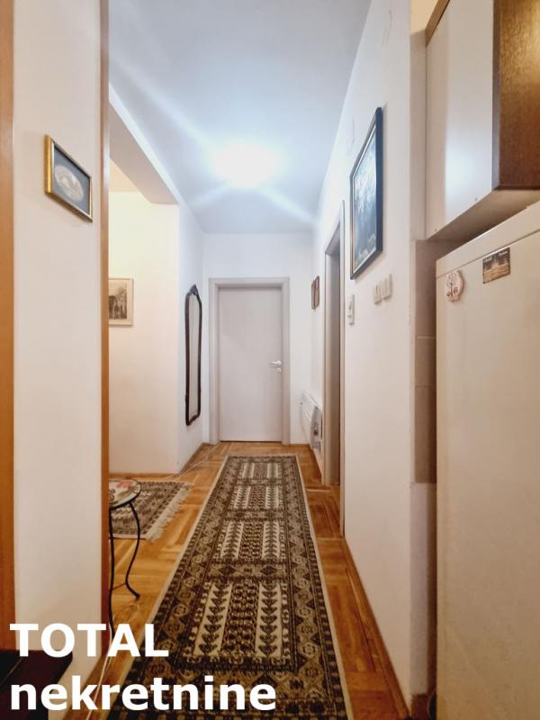 Slika 10 - Stan,NOVI SAD,PODBARA,kv: 39.00, € 111240, ID: 1098799