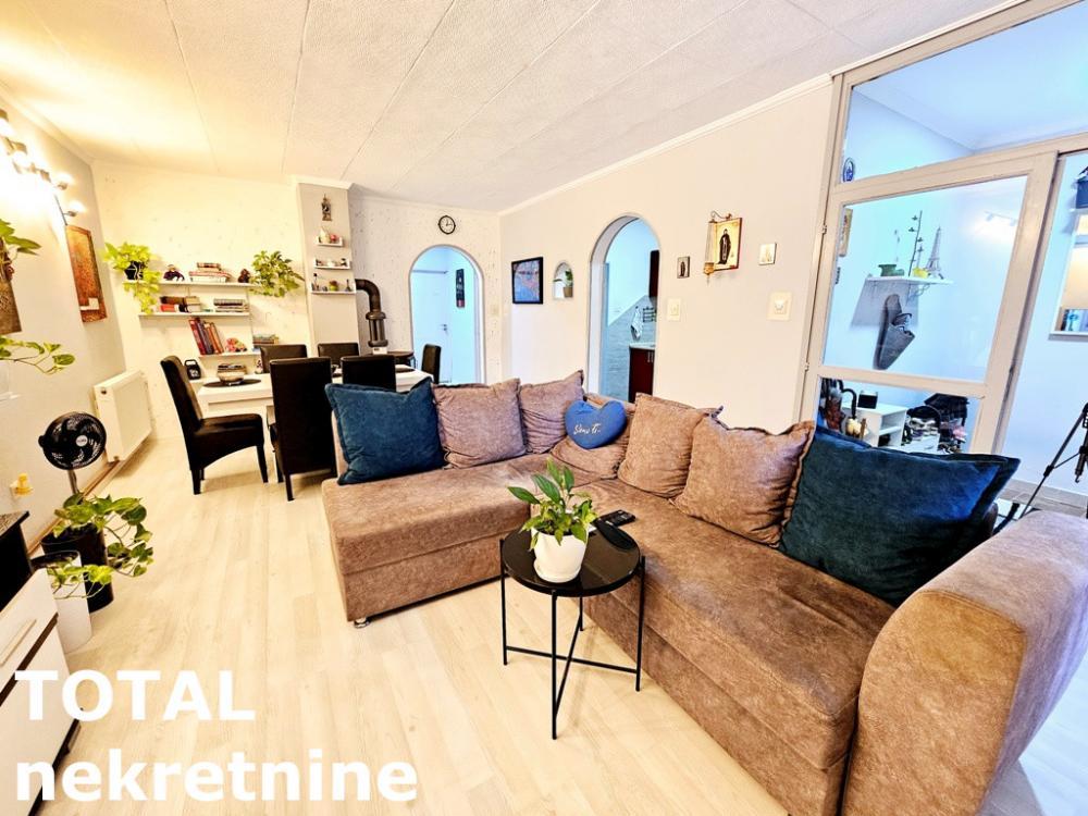 Glavna slika -Stan,PETROVARADIN,BLOK VILA,kv: 69.00, € 140000, ID: 1101206