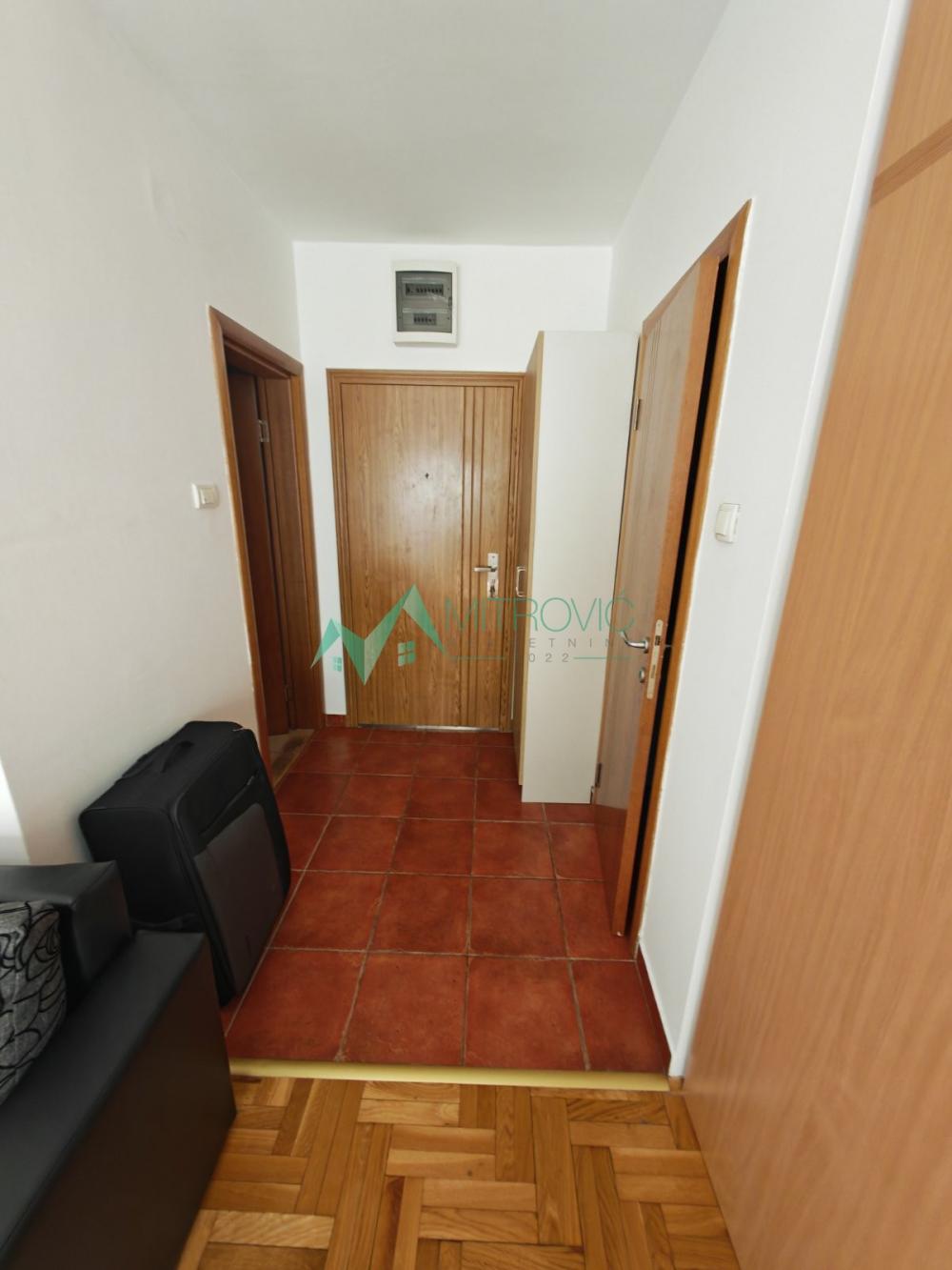 Slika 5 - Bulevar Evrope, 26m2. Namešten stan! 