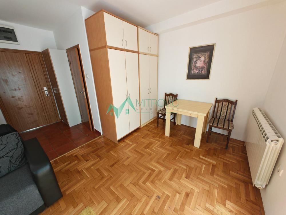 Slika 2 - Bulevar Evrope, 26m2. Namešten stan! 