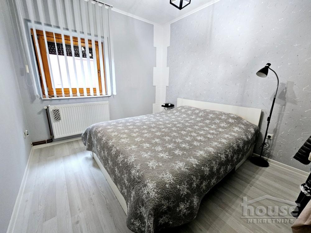 Slika 8 - Stan,PETROVARADIN,PETROVARADIN,kv: 69.00, € 140000, ID: 1064358