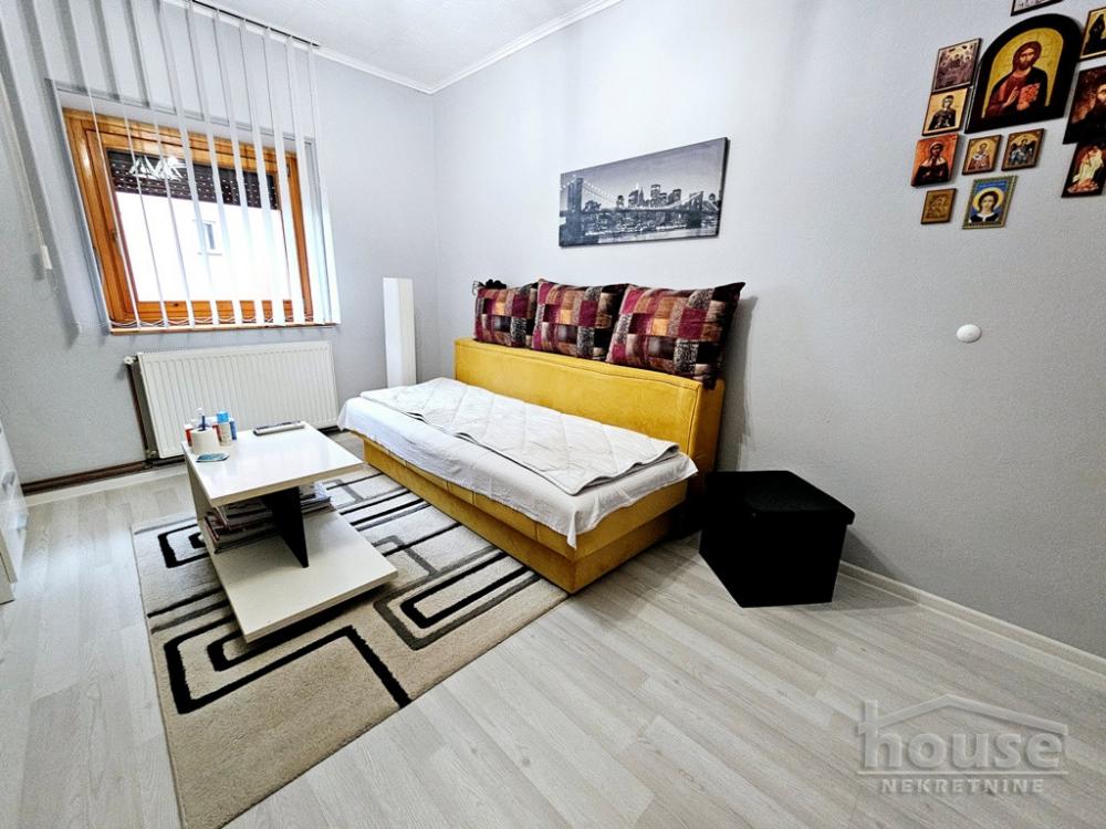 Slika 6 - Stan,PETROVARADIN,PETROVARADIN,kv: 69.00, € 140000, ID: 1064358