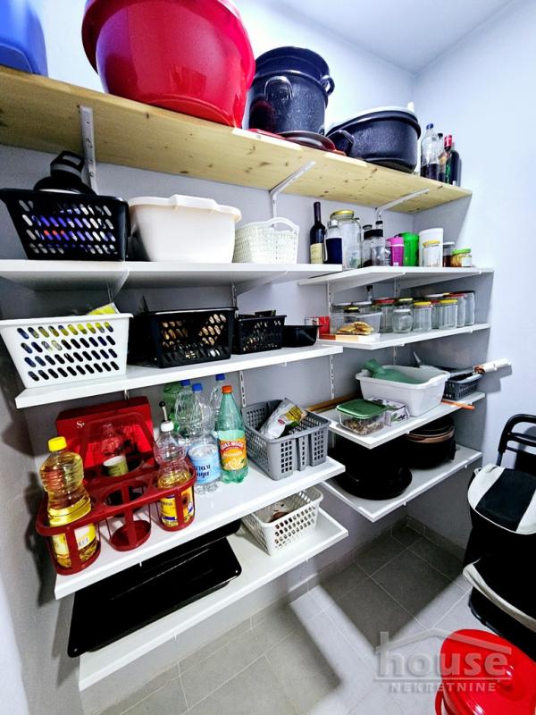 Slika 5 - Stan,PETROVARADIN,PETROVARADIN,kv: 69.00, € 140000, ID: 1064358