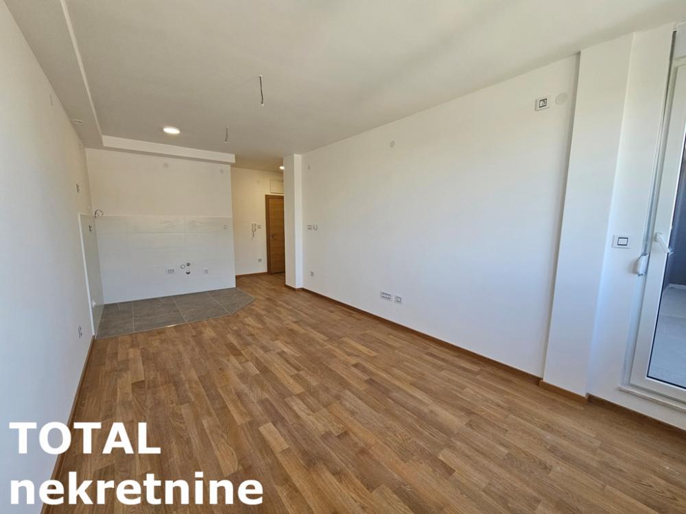 Slika 1 - Stan,NOVI SAD,BULEVAR EVROPE,kv: 64.00, € 160000, ID: 1101217