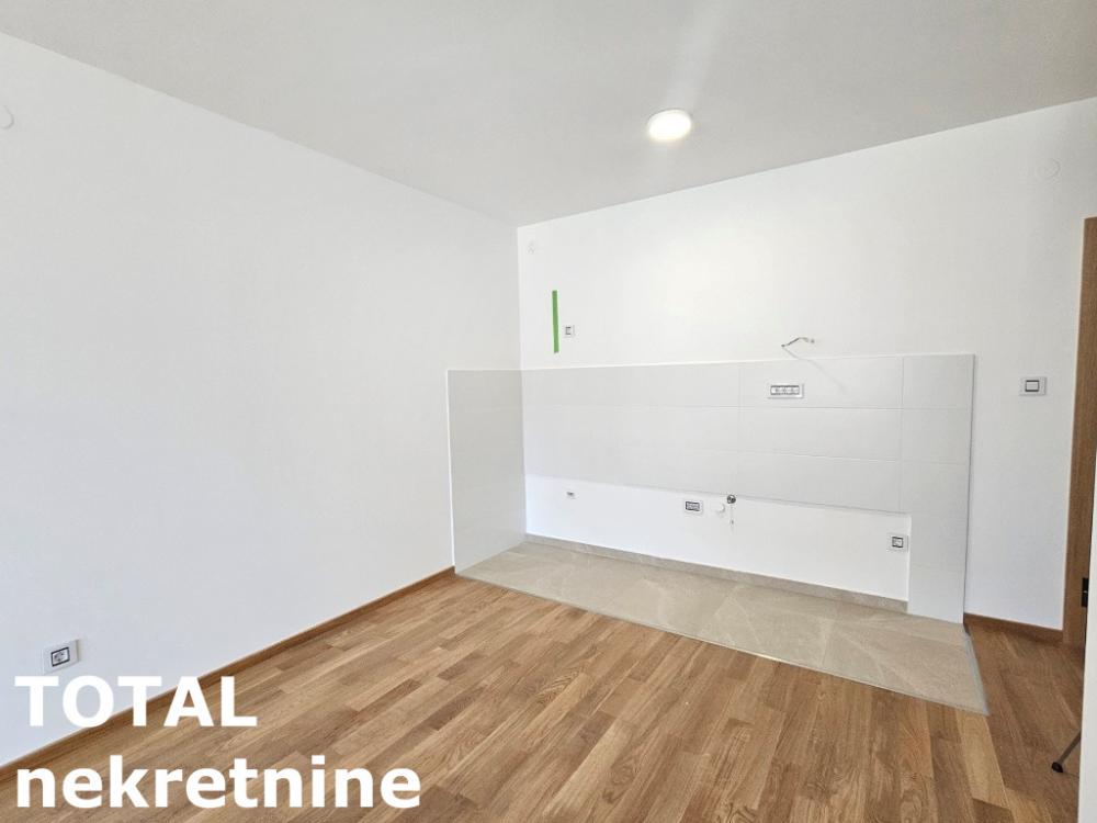 Slika 10 - Stan,NOVI SAD,BULEVAR EVROPE,kv: 65.00, € 166160, ID: 1101216