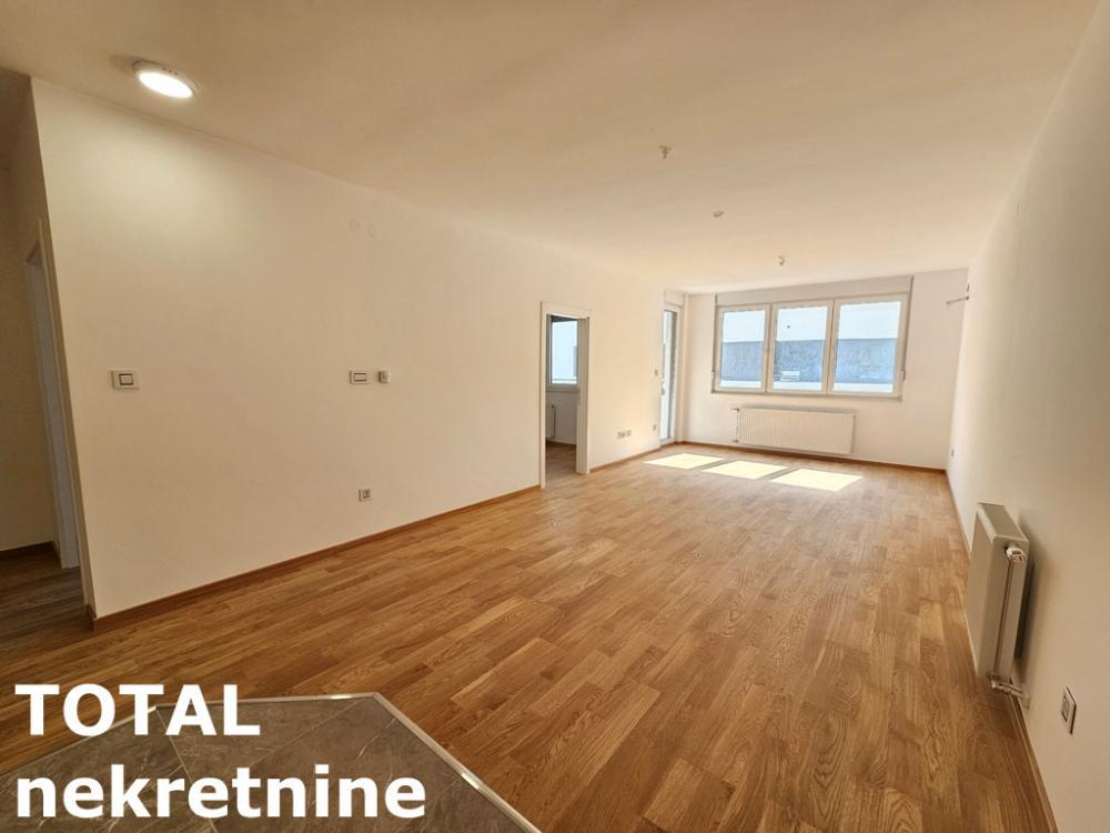 Glavna slika -Stan,NOVI SAD,BULEVAR EVROPE,kv: 70.00, € 167080, ID: 1101146