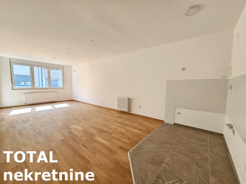 Slika 1 - Stan,NOVI SAD,BULEVAR EVROPE,kv: 70.00, € 167080, ID: 1101146