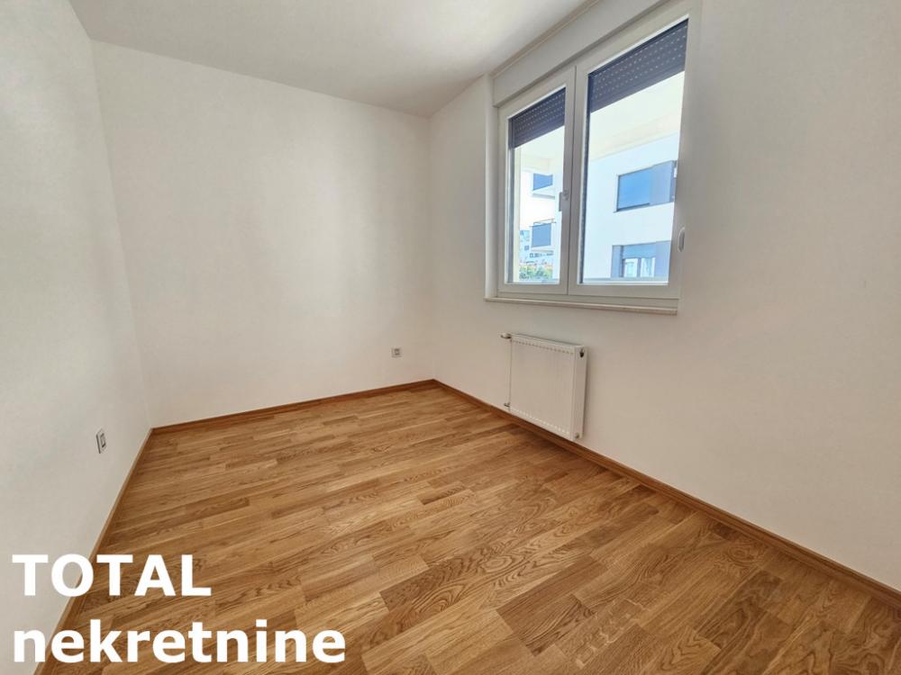 Slika 5 - Stan,NOVI SAD,BULEVAR EVROPE,kv: 70.00, € 167080, ID: 1101146