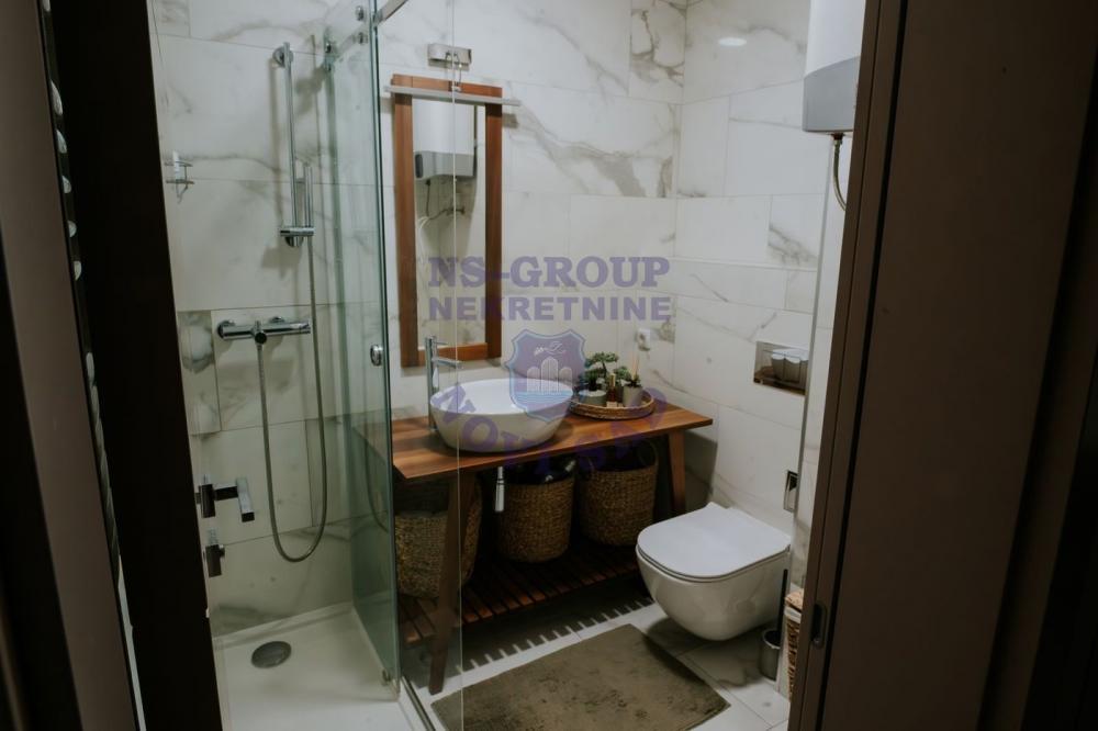 Slika 8 - Lux trosoban stan na Bulevaru!