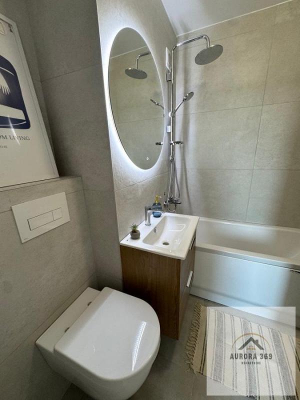 Slika 9 - PRODAJE SE NOV- KOMPLETNO SREĐEN JEDNOSOBAN STAN U NOVOM SADU- NOVO NASELJE