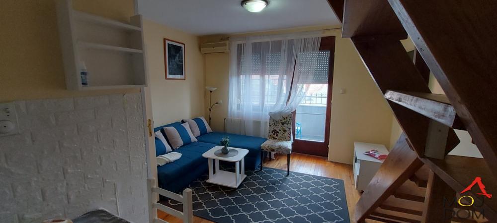 Slika 3 - Stan,NOVI SAD,CARA DUŠANA,kv: 45, € 100000, ID: 1030994
