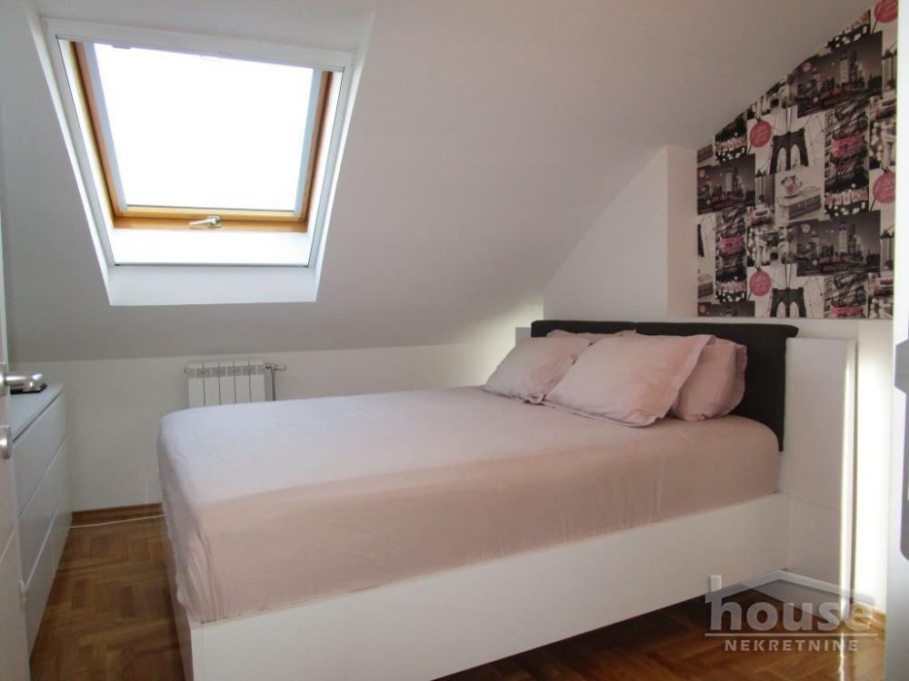 Slika 9 - Stan,NOVI SAD,BULEVAR,kv: 89.00, € 205000, ID: 1064374