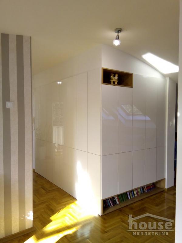 Slika 11 - Stan,NOVI SAD,BULEVAR,kv: 89.00, € 205000, ID: 1064374