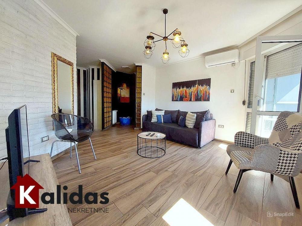 Slika 3 - Stan,NOVI SAD,CENTAR,kv: 50, € 154500, ID: 1008025