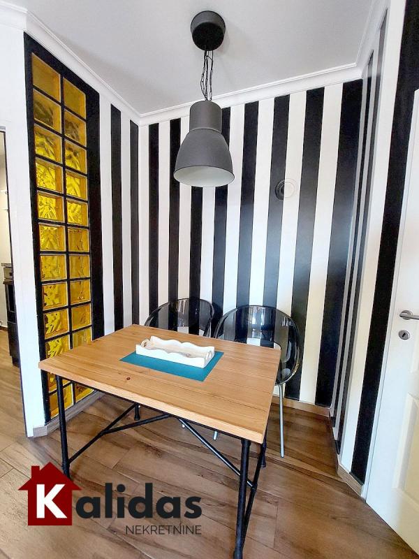 Slika 5 - Stan,NOVI SAD,CENTAR,kv: 50, € 154500, ID: 1008025