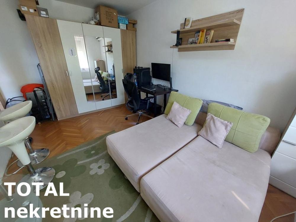 Slika 2 - Stan,NOVI SAD,PODBARA,kv: 24.00, € 71000, ID: 1100925