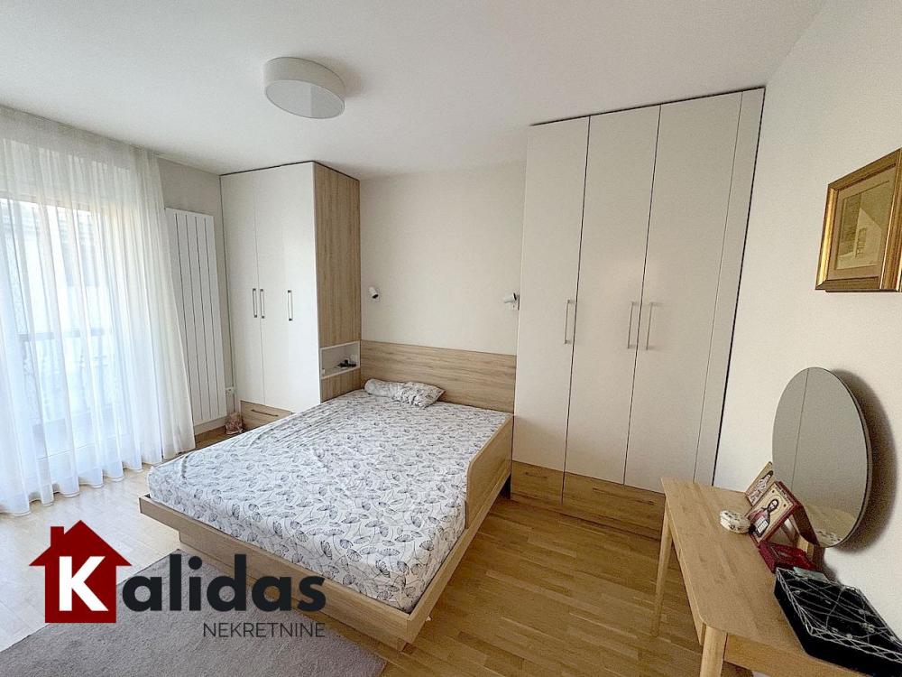 Slika 4 - Stan,NOVI SAD,CENTAR,kv: 108, € 406000, ID: 1008020