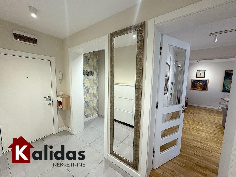 Slika 1 - Stan,NOVI SAD,CENTAR,kv: 108, € 406000, ID: 1008020