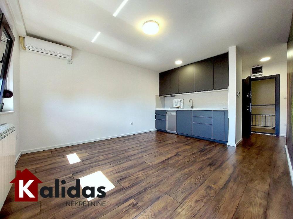 Slika 4 - Stan,NOVI SAD,TELEP,kv: 39, € 110470, ID: 1008032