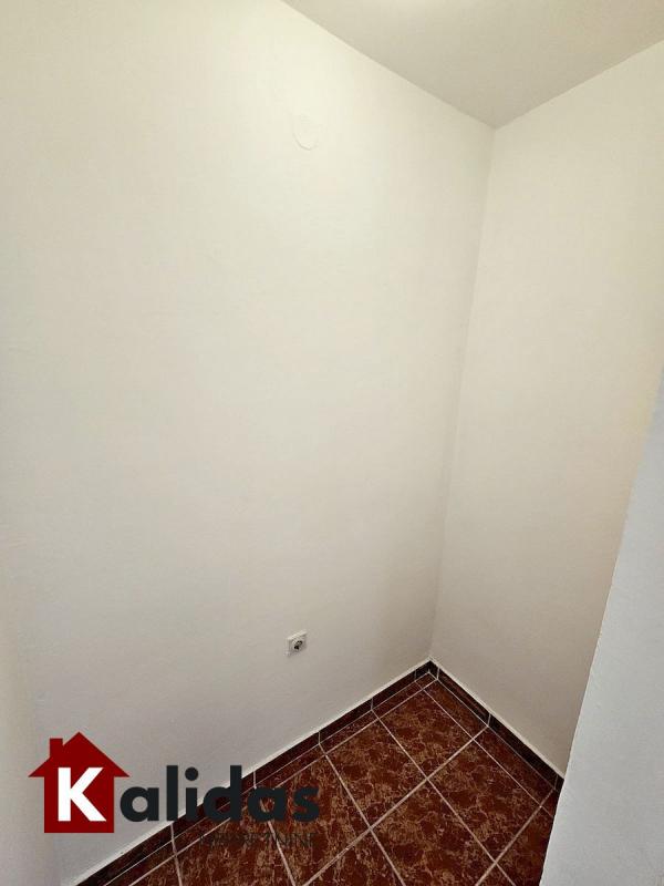 Slika 3 - Stan,NOVI SAD,NOVA DETELINARA,kv: 32, € 85000, ID: 1008037