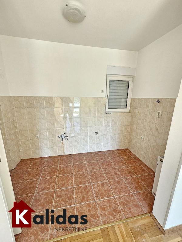 Slika 2 - Stan,NOVI SAD,NOVA DETELINARA,kv: 32, € 85000, ID: 1008037