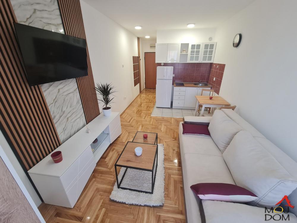 Glavna slika -Stan,NOVI SAD,NOVA DETELINARA,kv: 25, € 86000, ID: 1031029