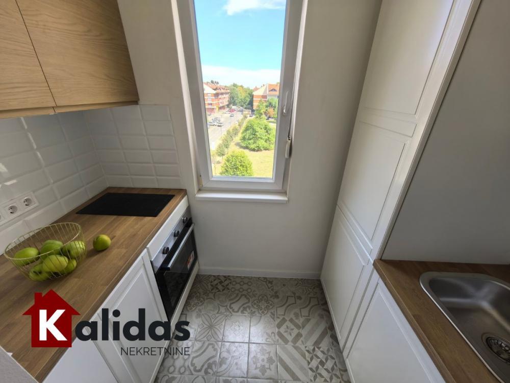 Slika 3 - Stan,NOVI SAD,NOVO NASELJE,kv: 32, € 87000, ID: 1008038