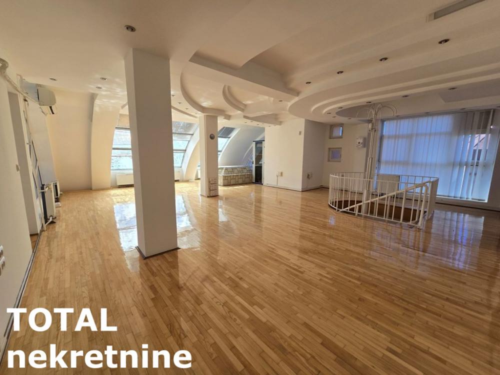 Slika 6 - Stan,NOVI SAD,CENTAR,kv: 216.00, € 484100, ID: 1101224