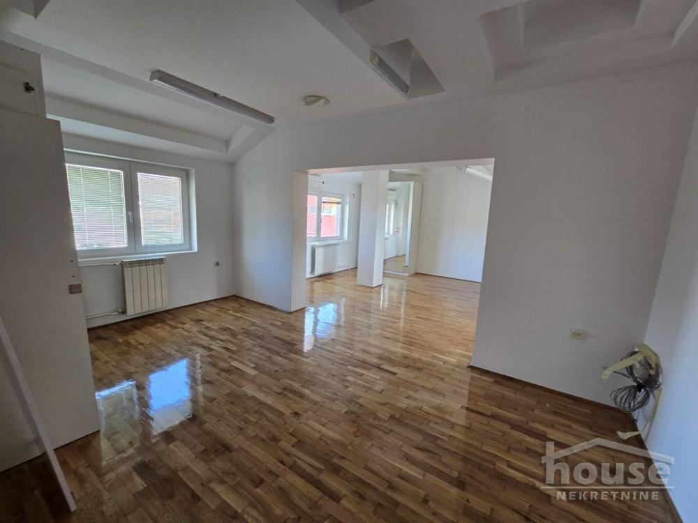 Slika 7 - Stan,NOVI SAD,CENTAR,kv: 216.00, € 484100, ID: 1064376