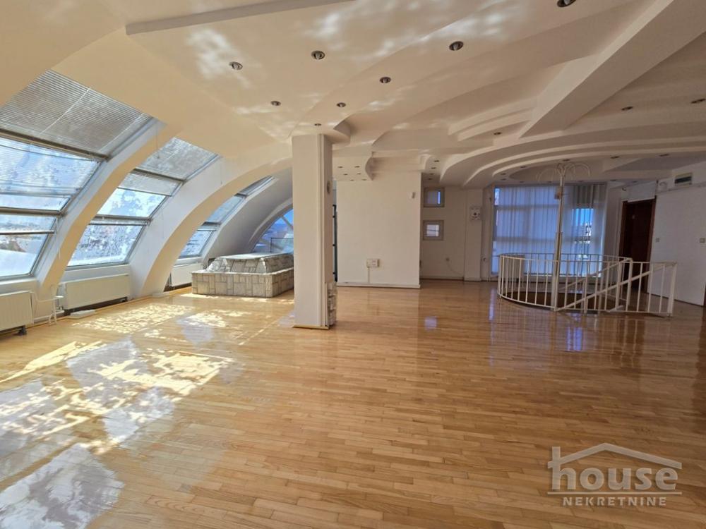 Slika 3 - Stan,NOVI SAD,CENTAR,kv: 216.00, € 484100, ID: 1064376