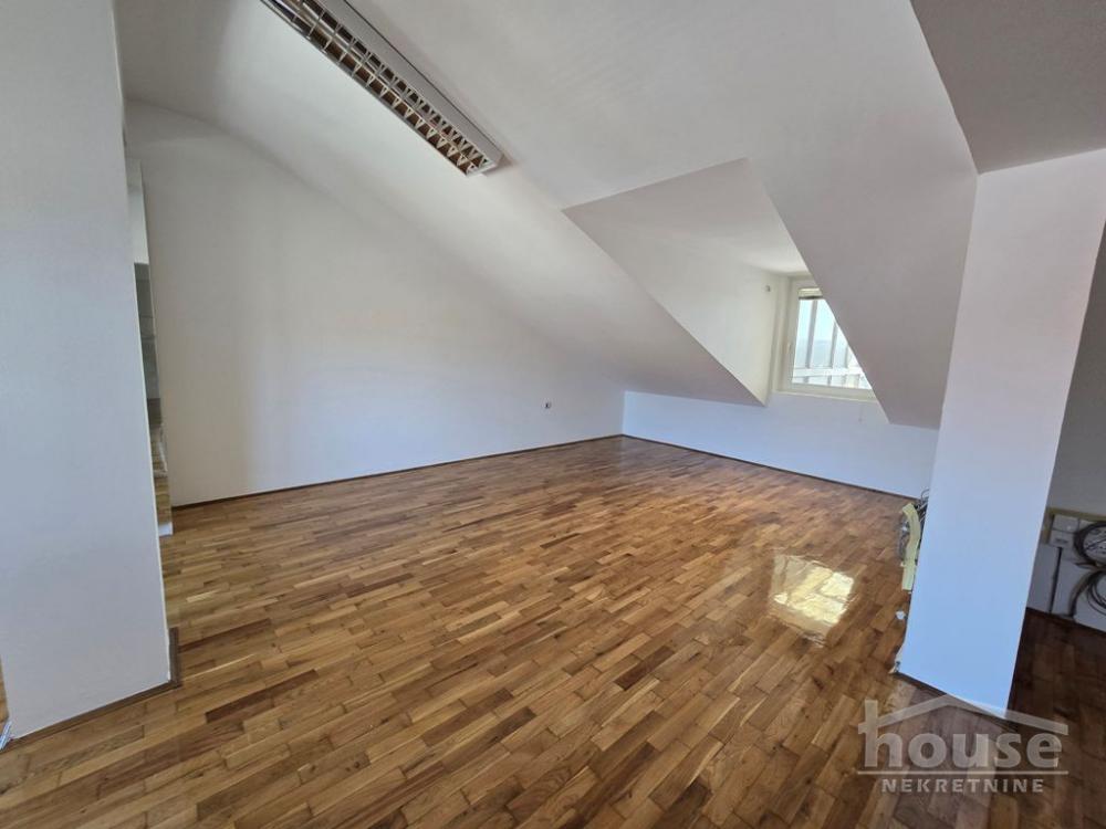 Slika 8 - Stan,NOVI SAD,CENTAR,kv: 216.00, € 484100, ID: 1064376