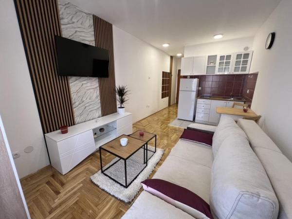 Glavna slika -Stan,NOVI SAD,NOVA DETELINARA,kv: 25, € 86000, ID: 1019224