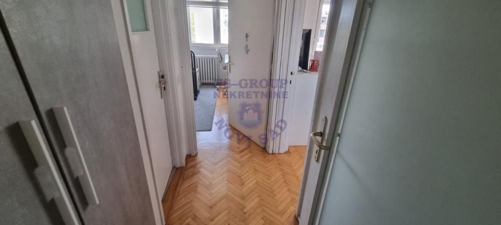 Slika 7 - Odlican trosoban stan na Limanu 1!