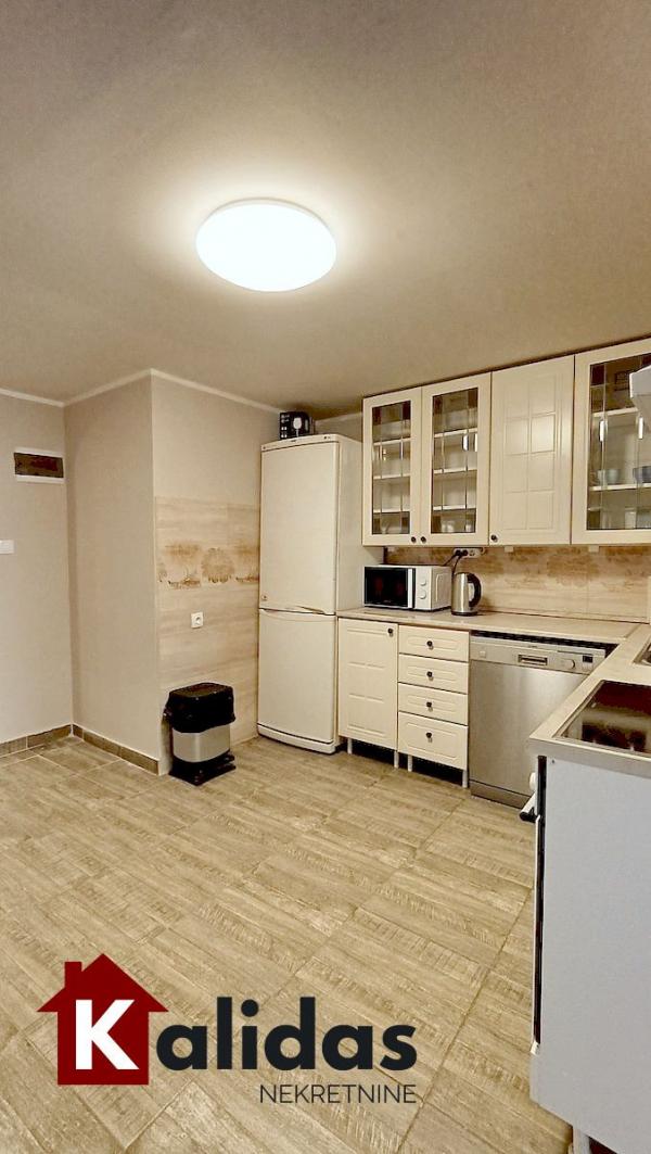 Slika 3 - Stan,NOVI SAD,TELEP,kv: 43, € 100300, ID: 1008039