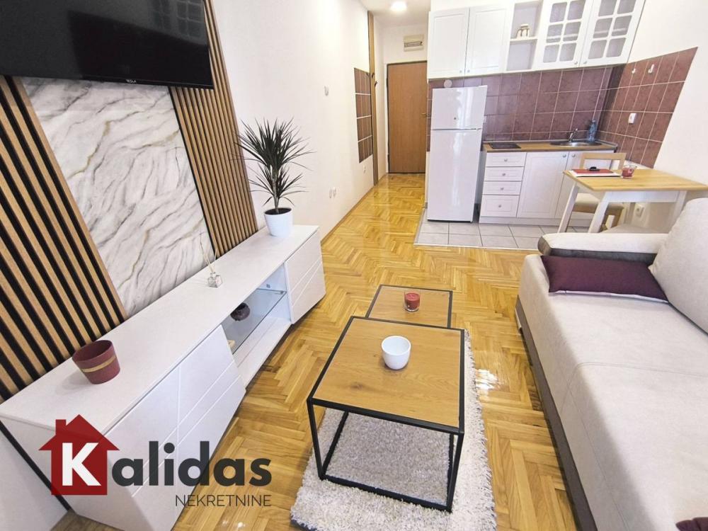 Glavna slika -Stan,NOVI SAD,NOVA DETELINARA,kv: 25, € 86000, ID: 1008043