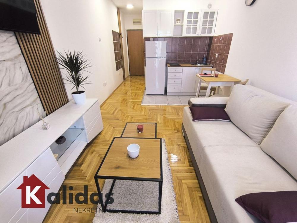 Slika 3 - Stan,NOVI SAD,NOVA DETELINARA,kv: 25, € 86000, ID: 1008043