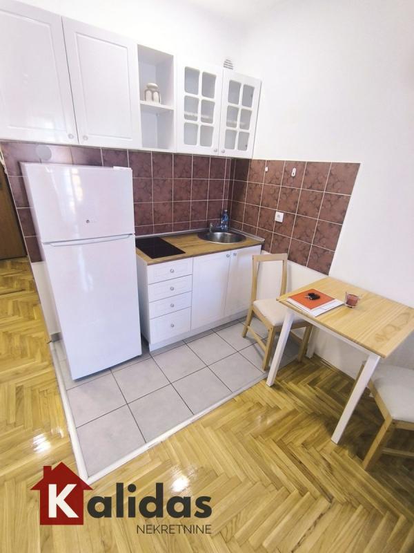 Slika 6 - Stan,NOVI SAD,NOVA DETELINARA,kv: 25, € 86000, ID: 1008043