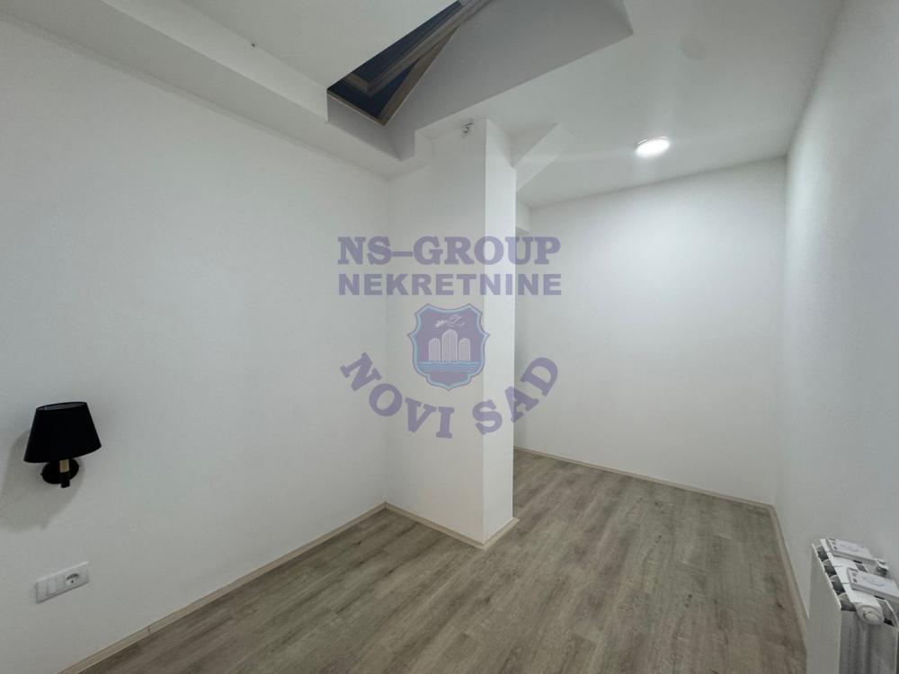 Slika 1 - Predstavljamo vam nov, neuseljavan stan na Novom naselju. Agencijska šifra : 549308