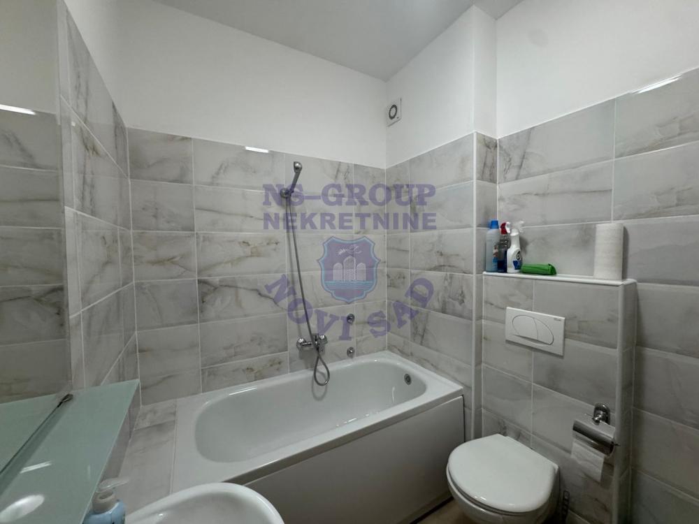 Slika 7 - Predstavljamo vam nov, neuseljavan stan na Novom naselju. Agencijska šifra : 549308