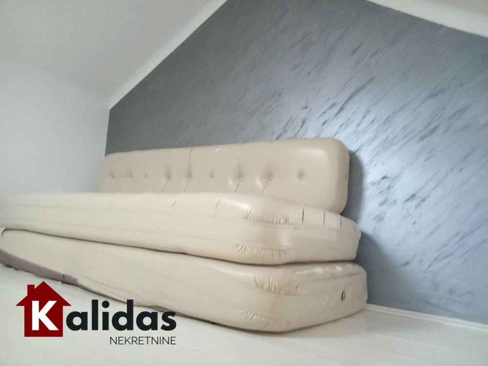 Slika 4 - Stan,NOVI SAD,CENTAR,kv: 25, € 63860, ID: 1008044