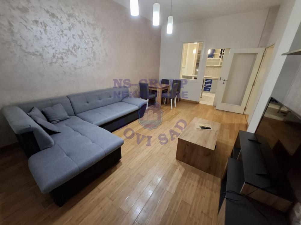 Slika 2 - Odličan dvosoban stan na Novoj Detelinari! 