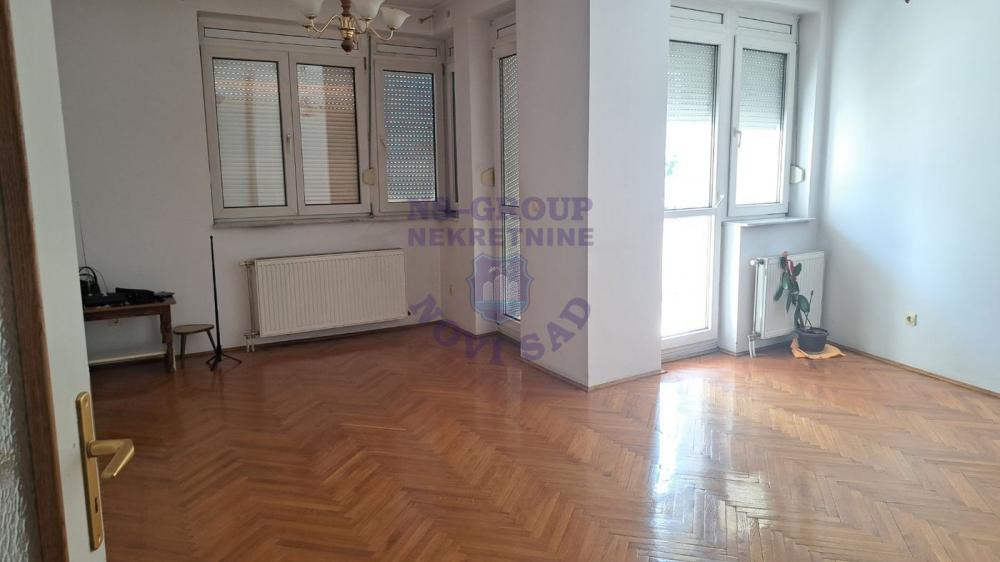 Slika 1 - Predstavljamo vam nekretninu sa puno potencijala na ekskluzivnoj lokaciji. Agencijska šifra : 551649