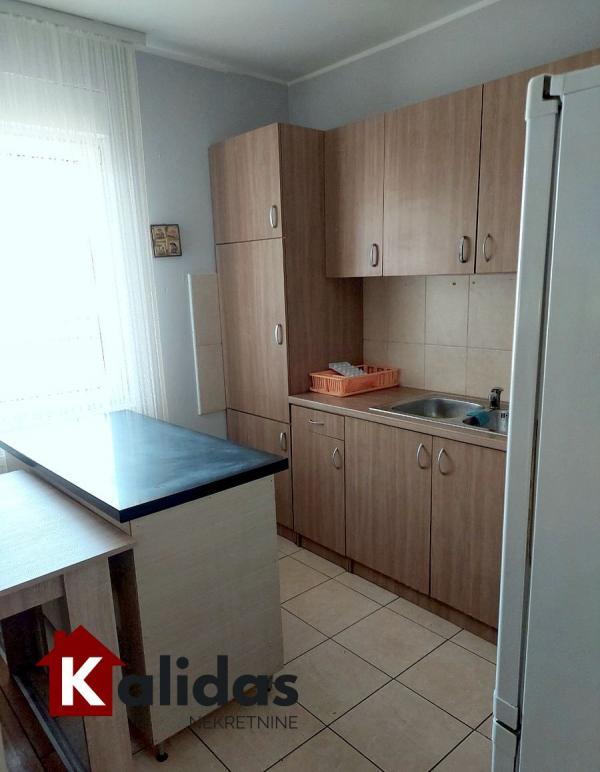 Slika 4 - Stan,NOVI SAD,NOVA DETELINARA,kv: 76, € 156560, ID: 1008046