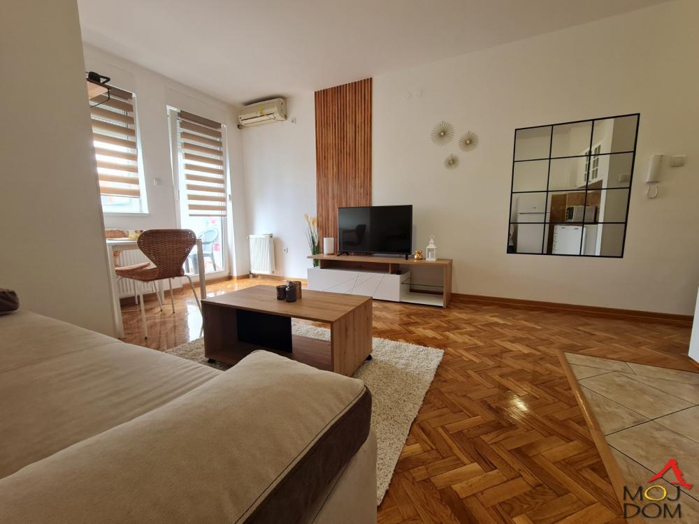 Slika 5 - Stan,NOVI SAD,NOVA DETELINARA,kv: 25, € 85500, ID: 1031057