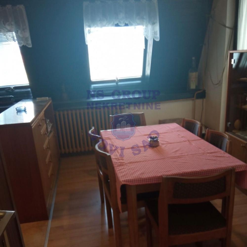 Slika 1 - Prodaje se prostran i funkcionalan stan površine 82 m², Agencijska šifra : 551503