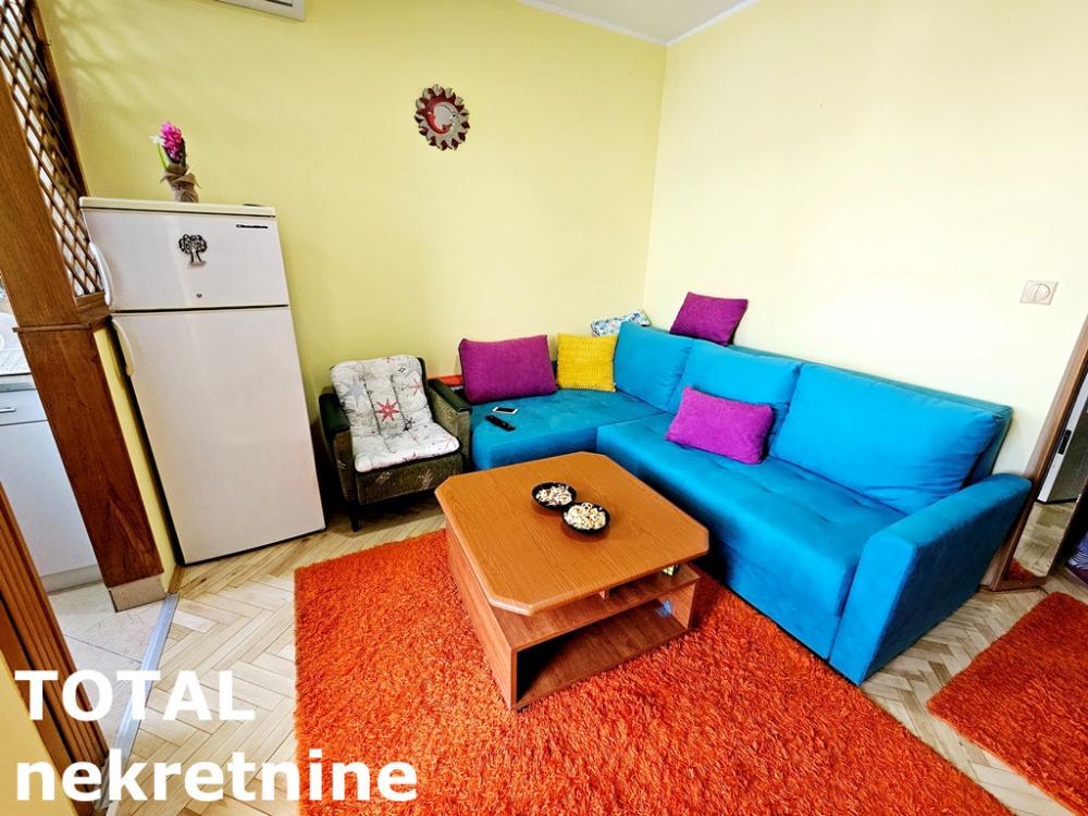 Slika 3 - Stan,NOVI SAD,BULEVAR EVROPE,kv: 40.00, € 113300, ID: 1100708